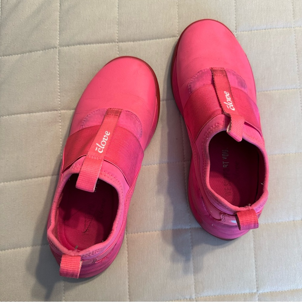 Clove Neon Pink Nursing Shoes